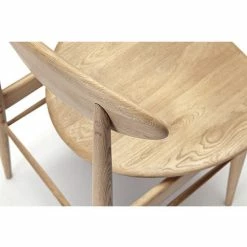 Feelgood 170 Dining Chair By Takahashi Asako -Living Sales Store 170 nautral closeup opneroom