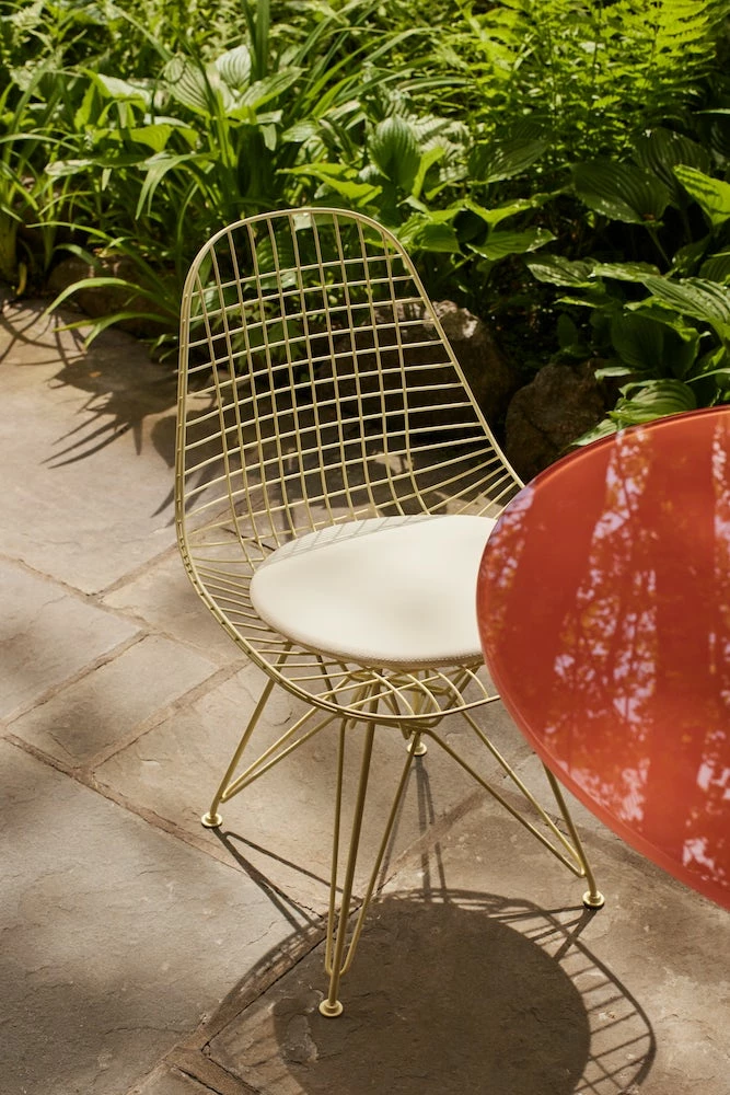 Open Room Eames Wire Chair, Herman Miller X HAY 8 Open Room Eames Wire Chair, Herman Miller X HAY - Image 6